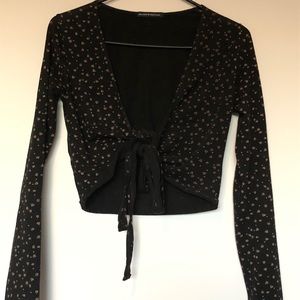 Brandy Melville Long sleeve Floral Wrap Top